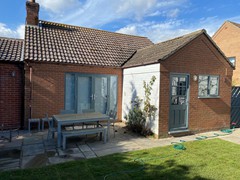 9F87D3DE-D60B-473E-97C7-275A8C689850