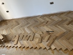 AFBE77F2-805E-4D17-905D-DDB14376DF5F